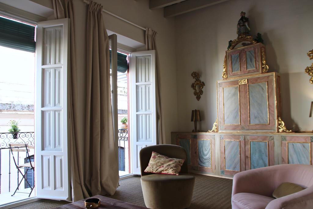 Eva Recommends Sentencia Apartment