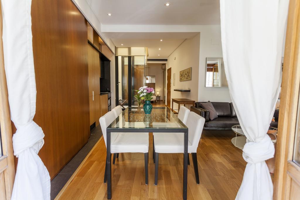 Artist's Charming Design - Space Maison Apartamento Sevilla