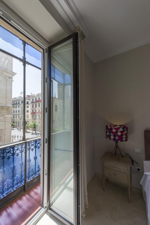 Living By Cathedral Apartamento