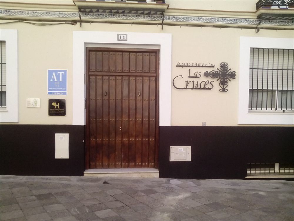 Cruces