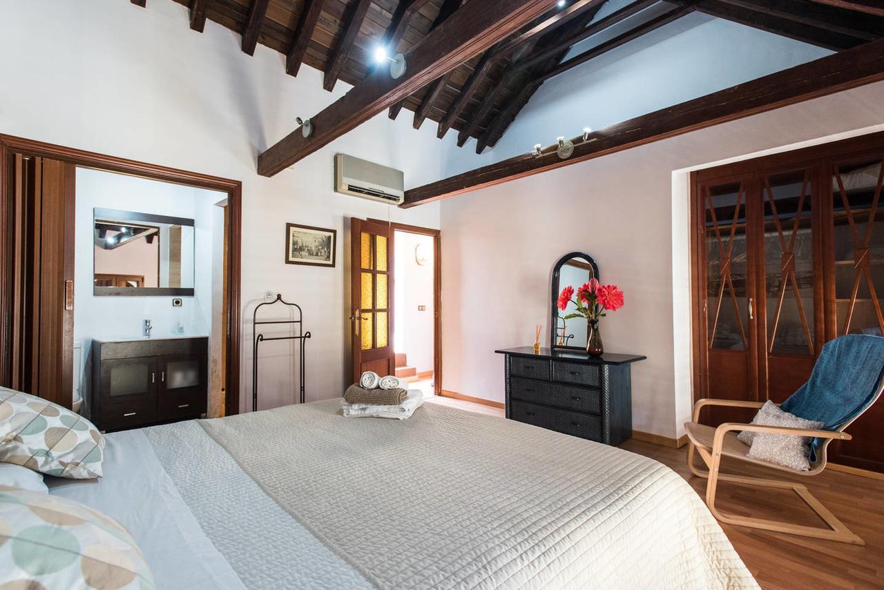 The Bell Ringer House * Sevilla