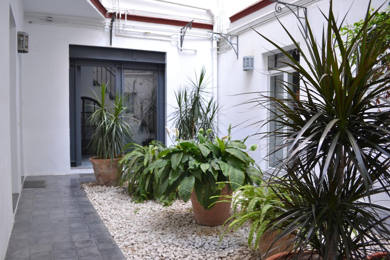 Casas Y Patios De Apartamento