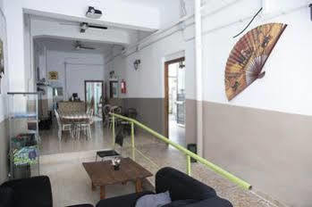 Sevilladream Hostal *