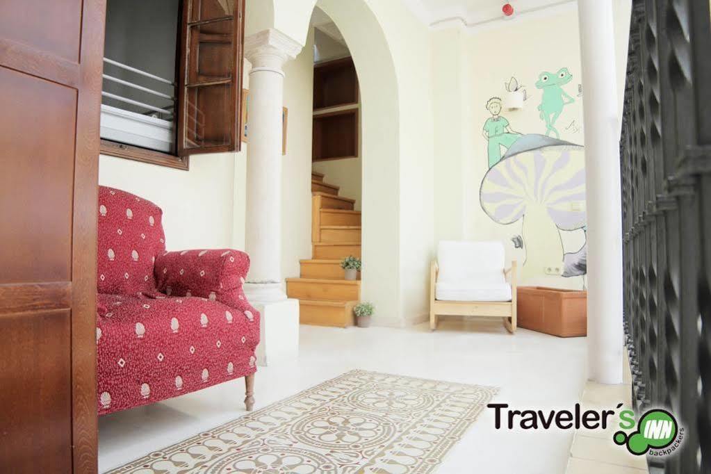 Traveler's Hotel