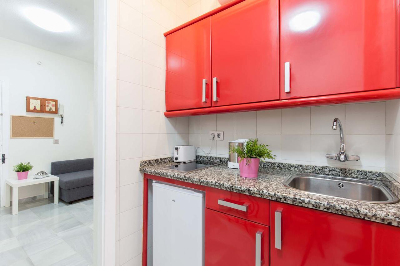 Cozy&modern,historic Centre Of Ac/wifi,4px Apartment
