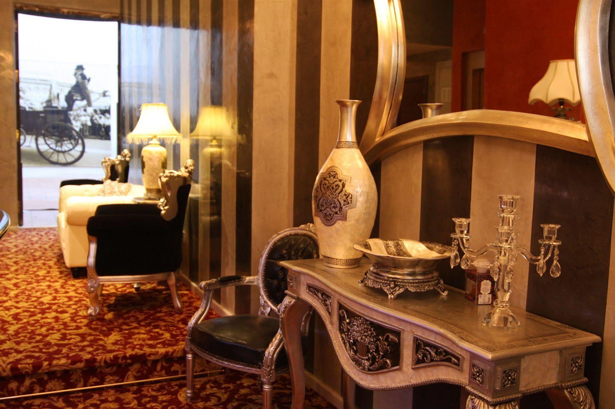 Palace Hotel 3*