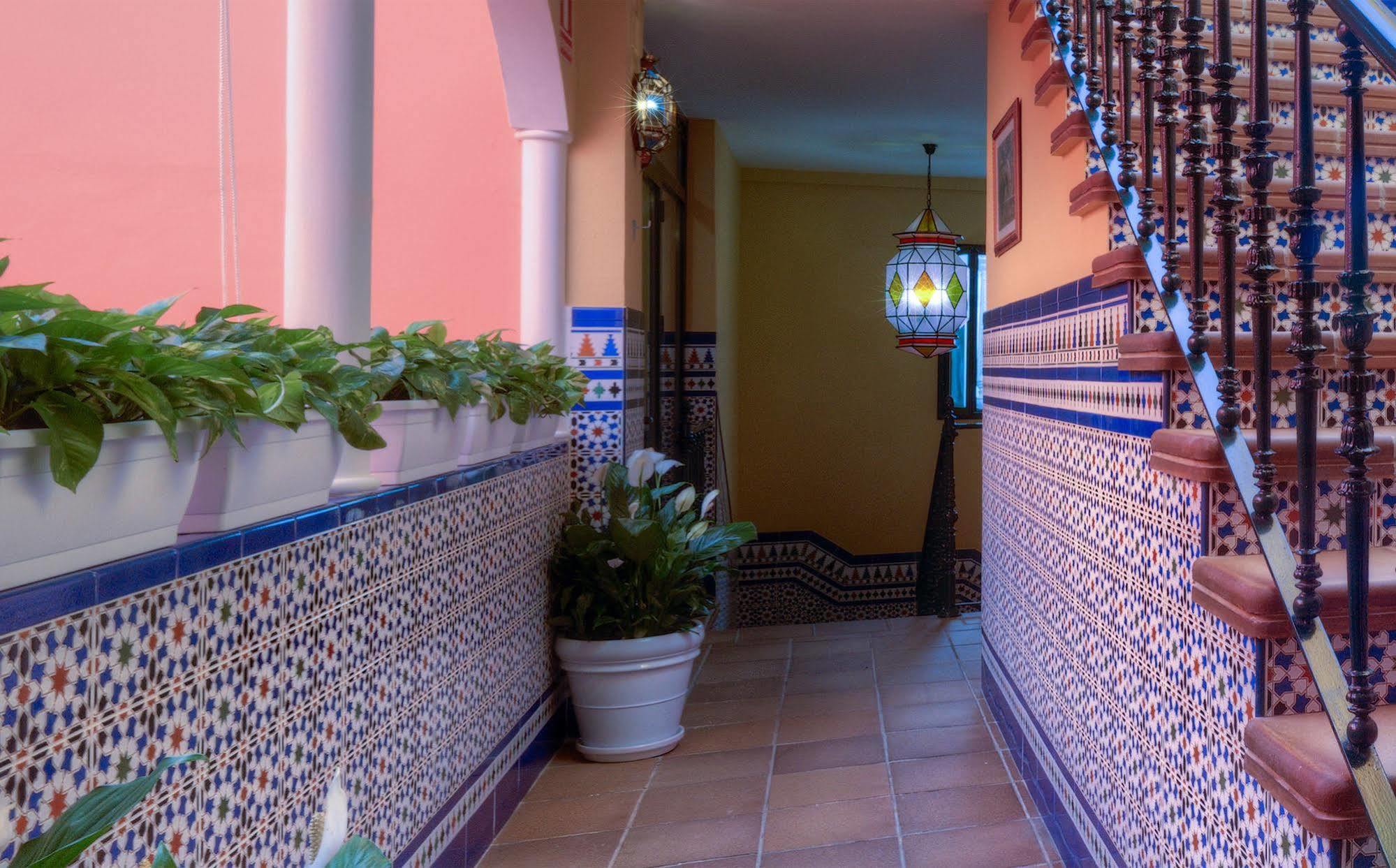 Hotel Hotel Dona Lina 2*