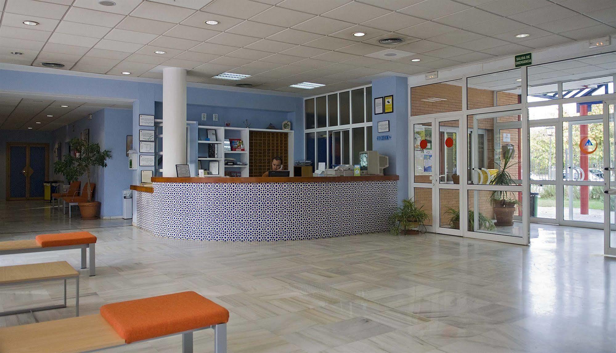 Hostal Inturjoven Sevilla