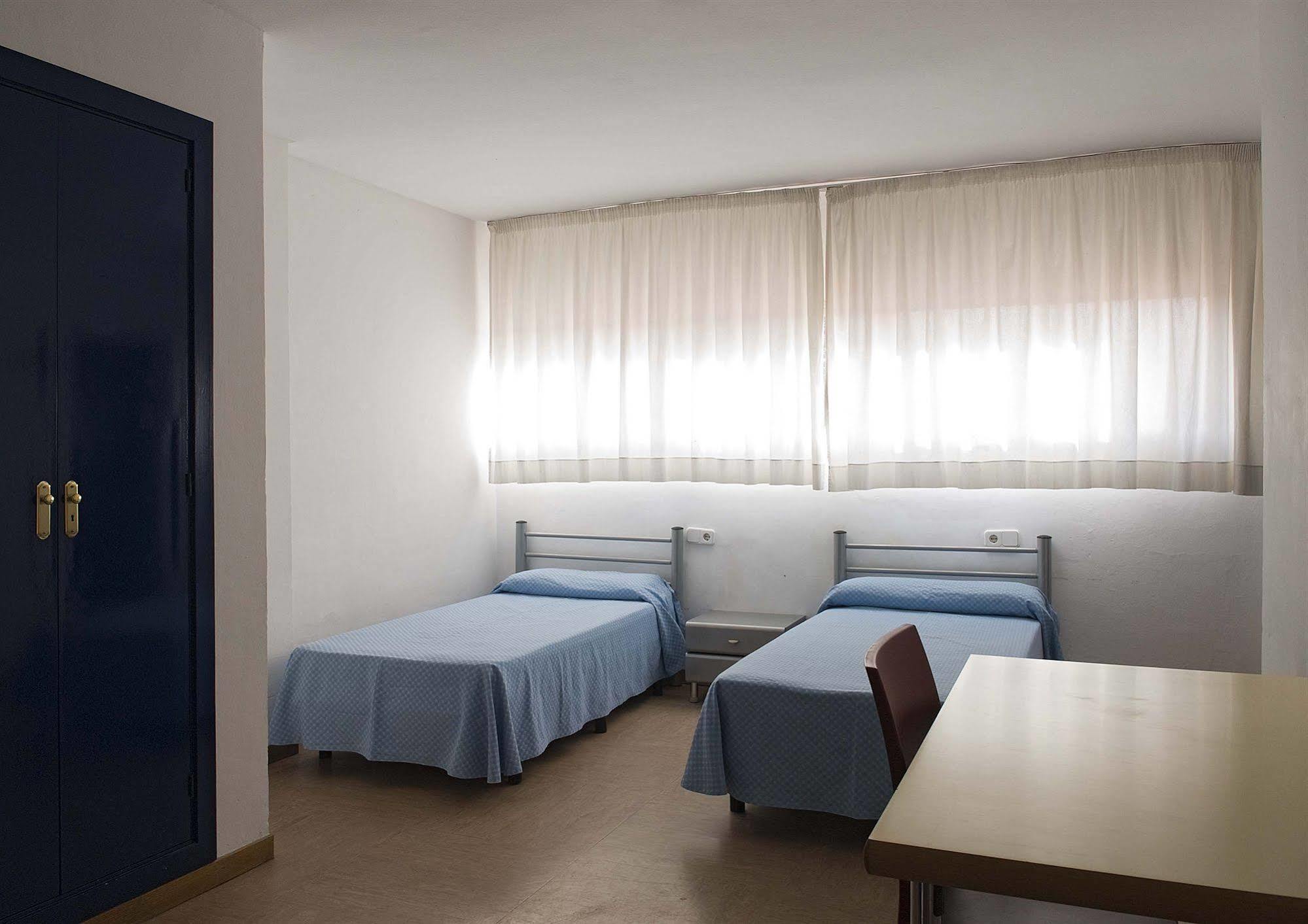 Hostal Inturjoven Sevilla