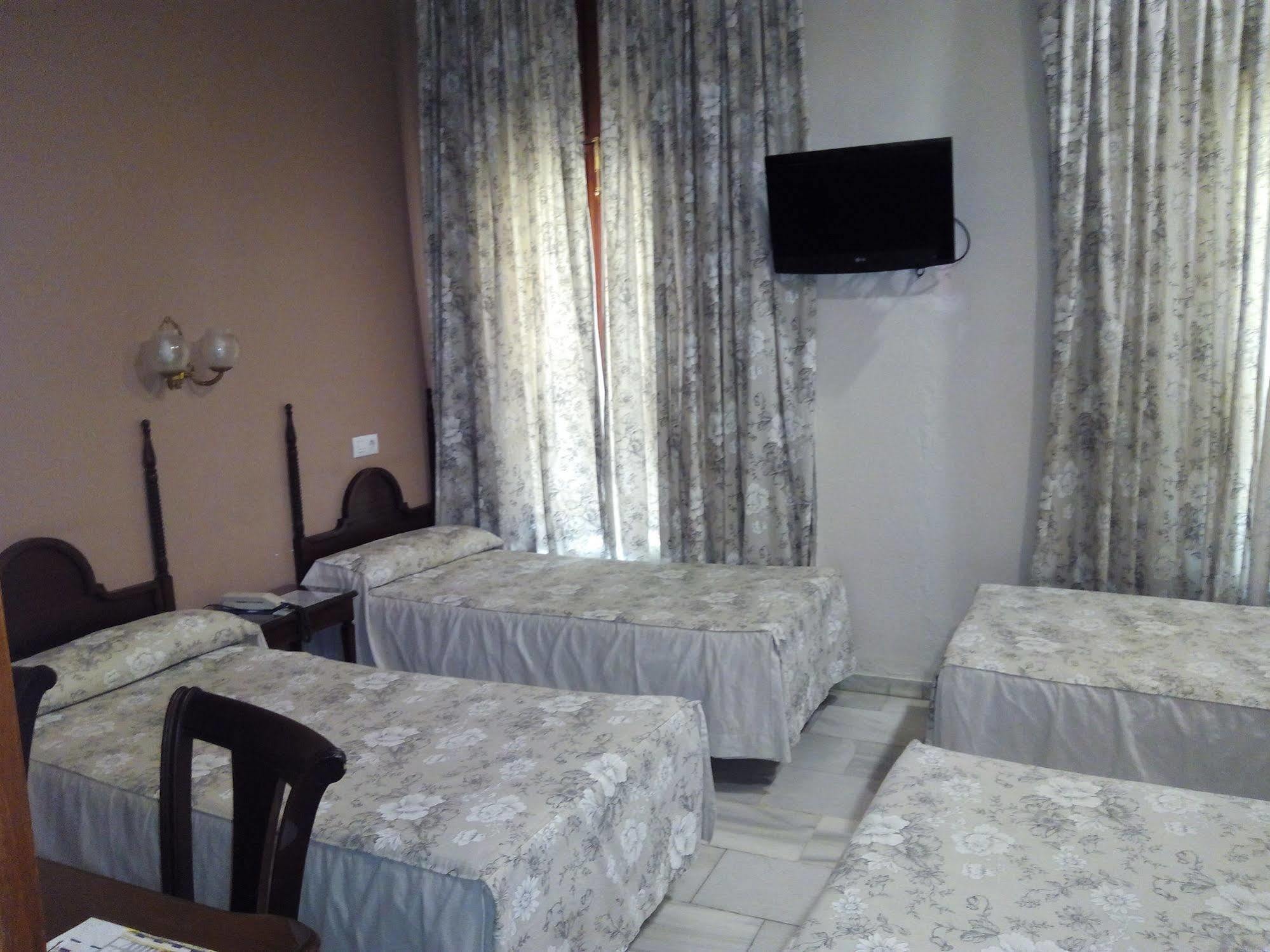 Europa Boutique Hotel *