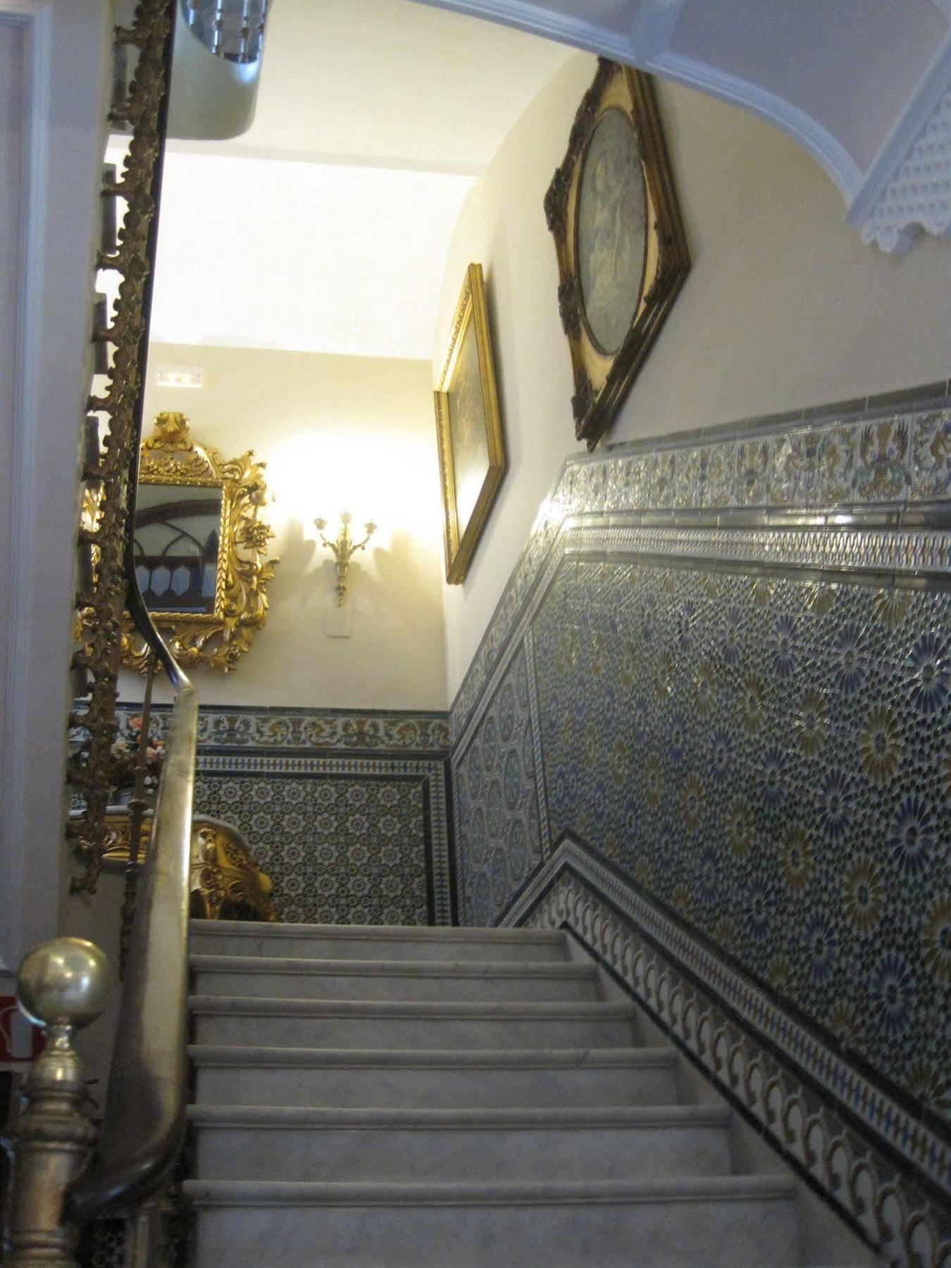 Europa Boutique Hotel *