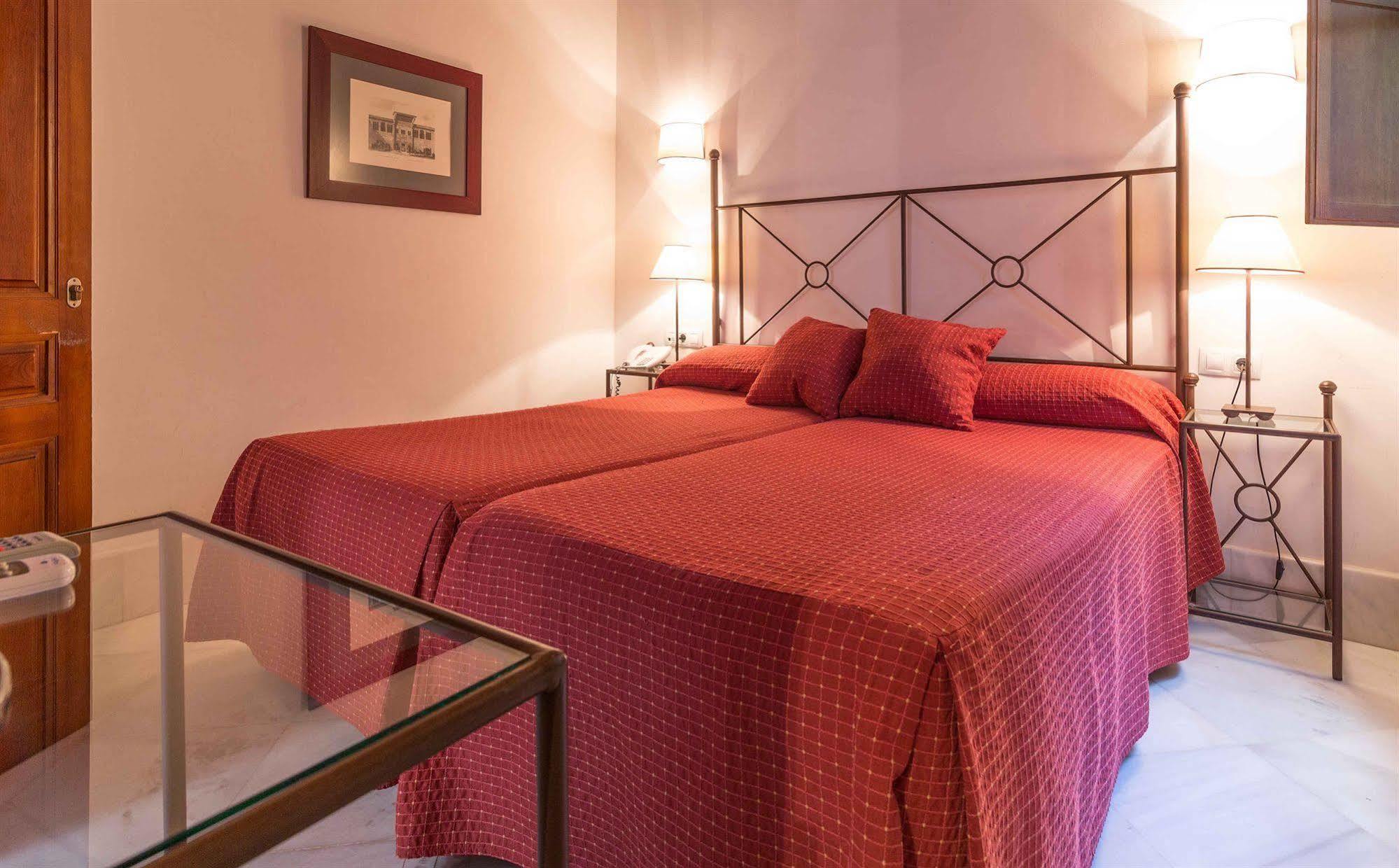 La Abadia De Giralda Hotel 2*