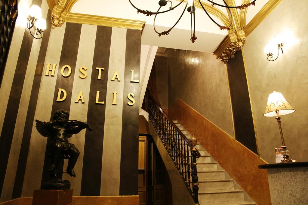 Dalis Seville