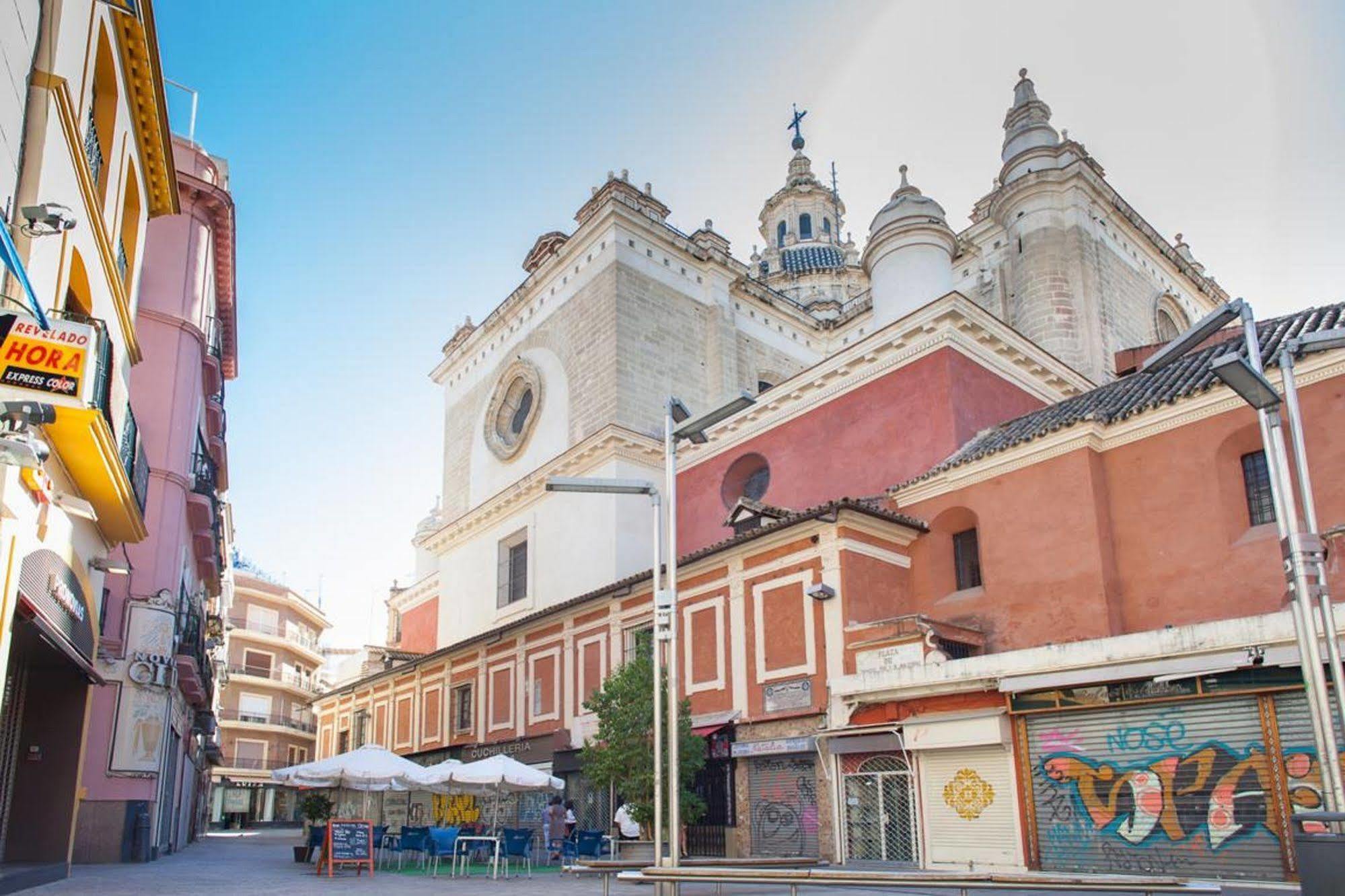 Reservaloen Plaza Del Salvador * Sevilla