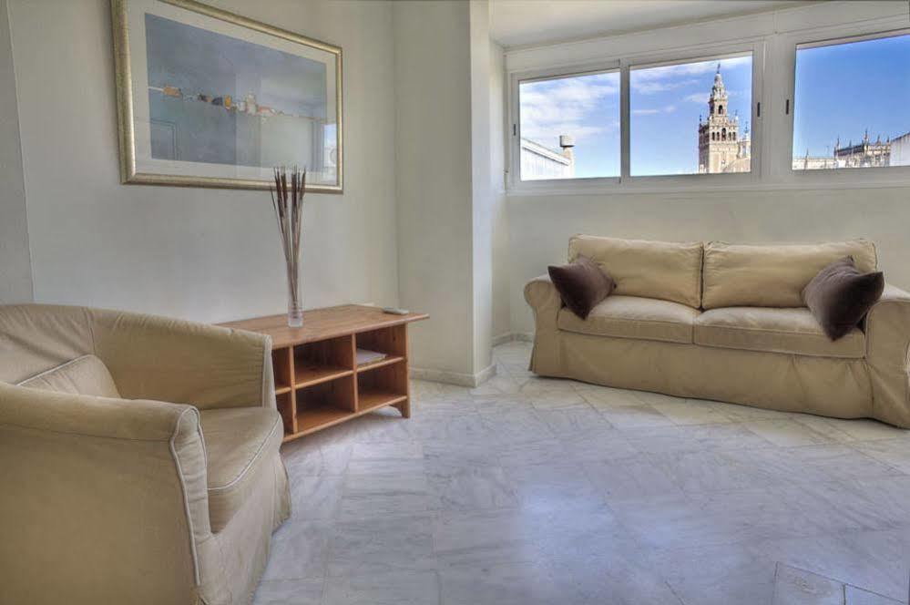 Apartamento Mariano De Cavia Sevilla