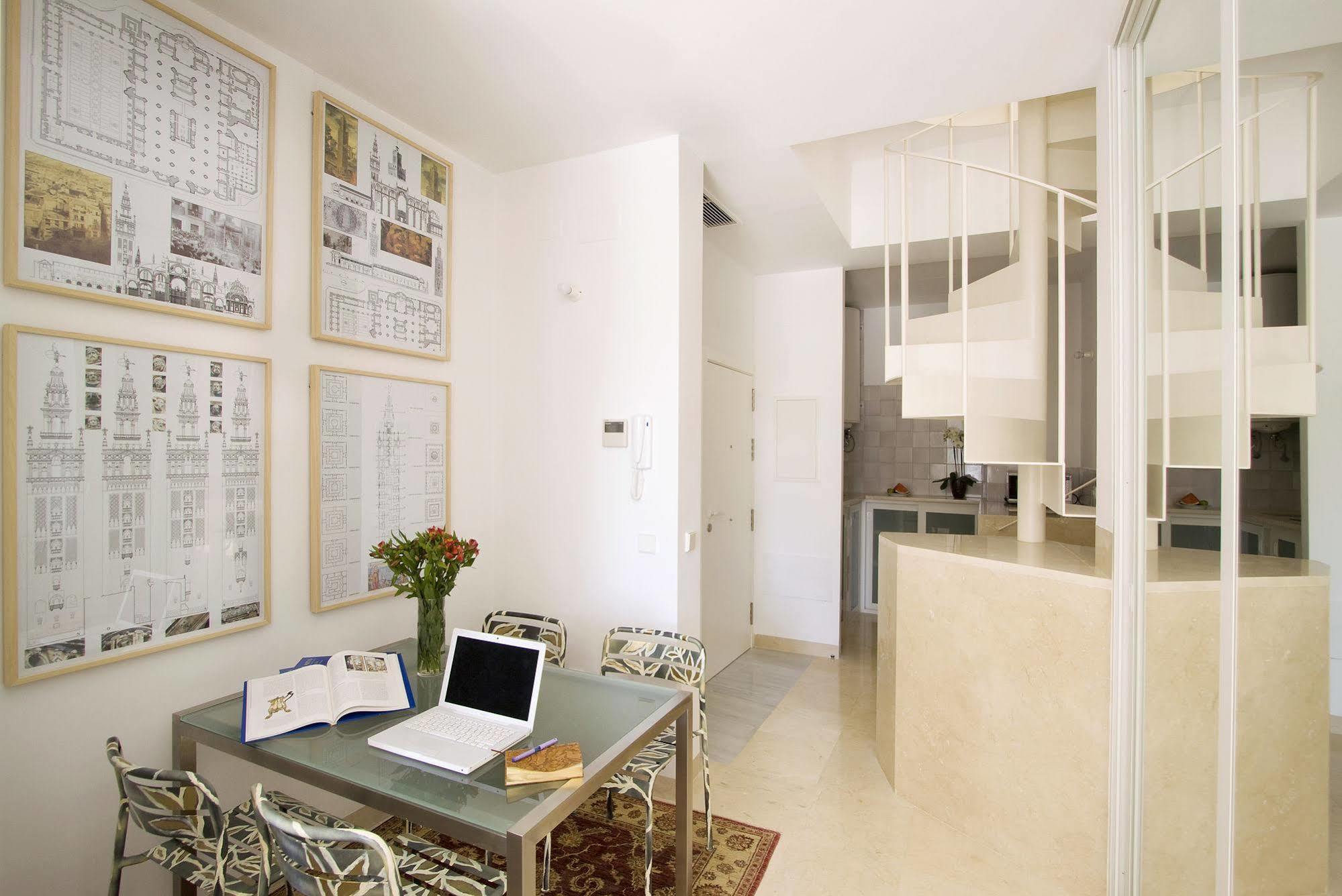 Alemanes Gradas Luxury Apartamento