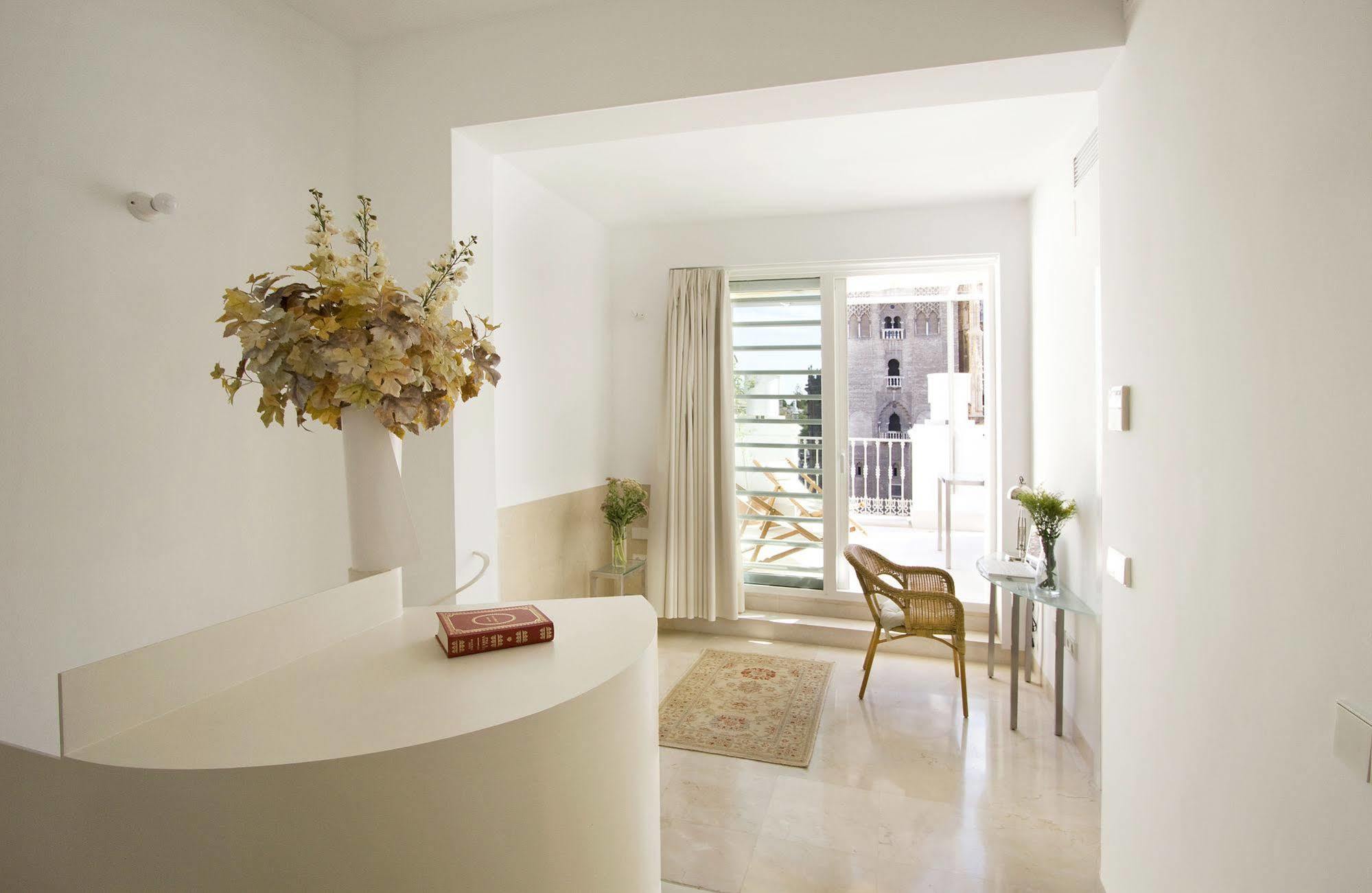 Alemanes Gradas Luxury
