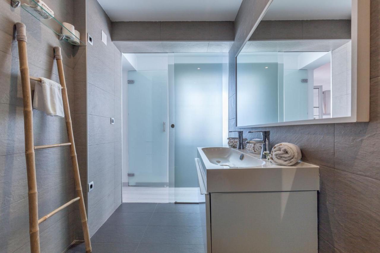 Fantástico Atico En El Corazón De Apartamento