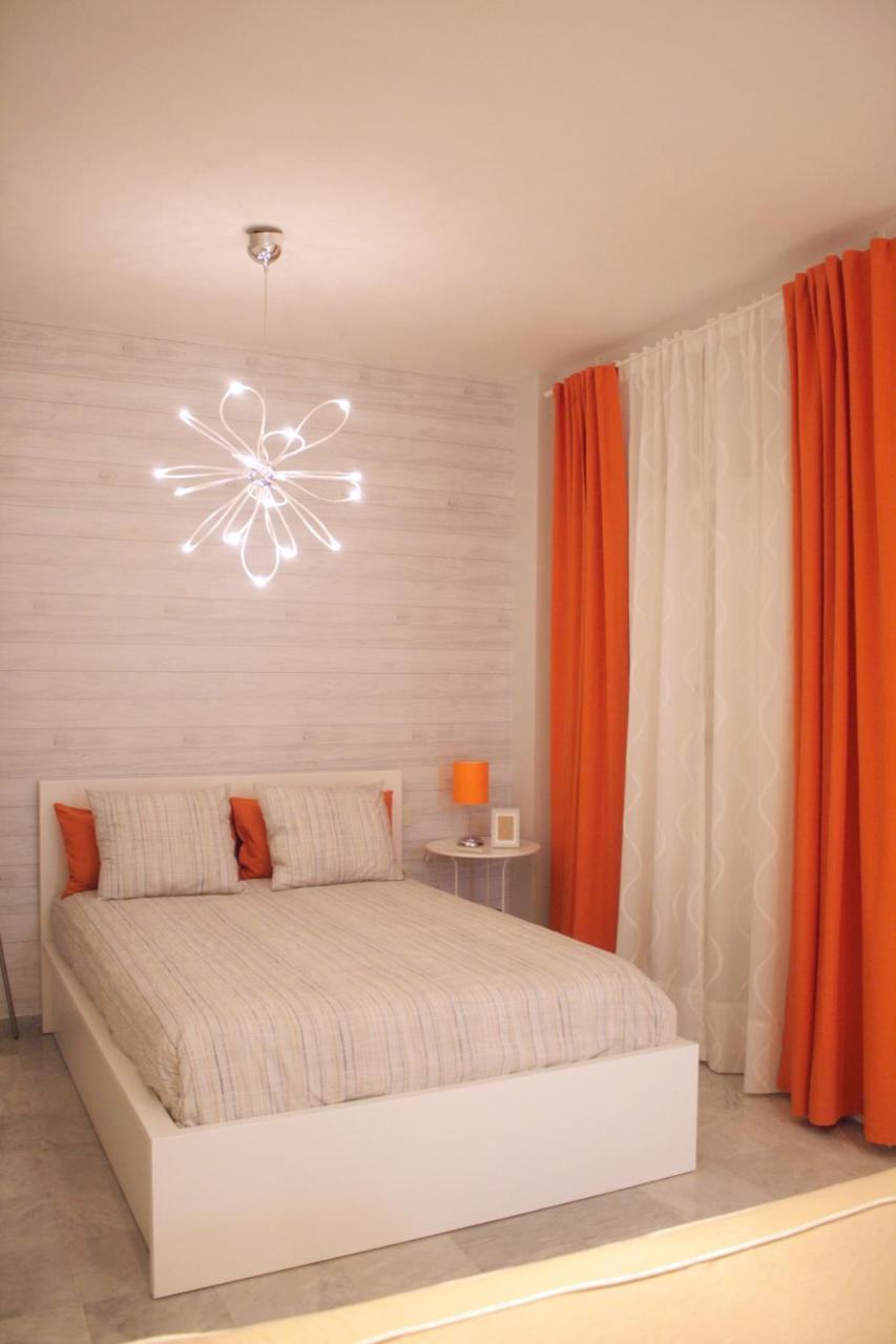 Fantastico Estudio En Centro Ciudad - Conde De Ibarra 11/13- Apartment Seville
