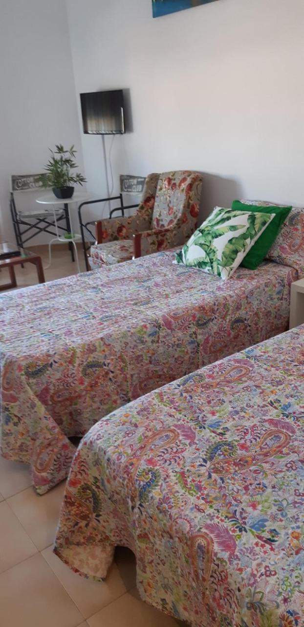 Studio Calle Salado Seville