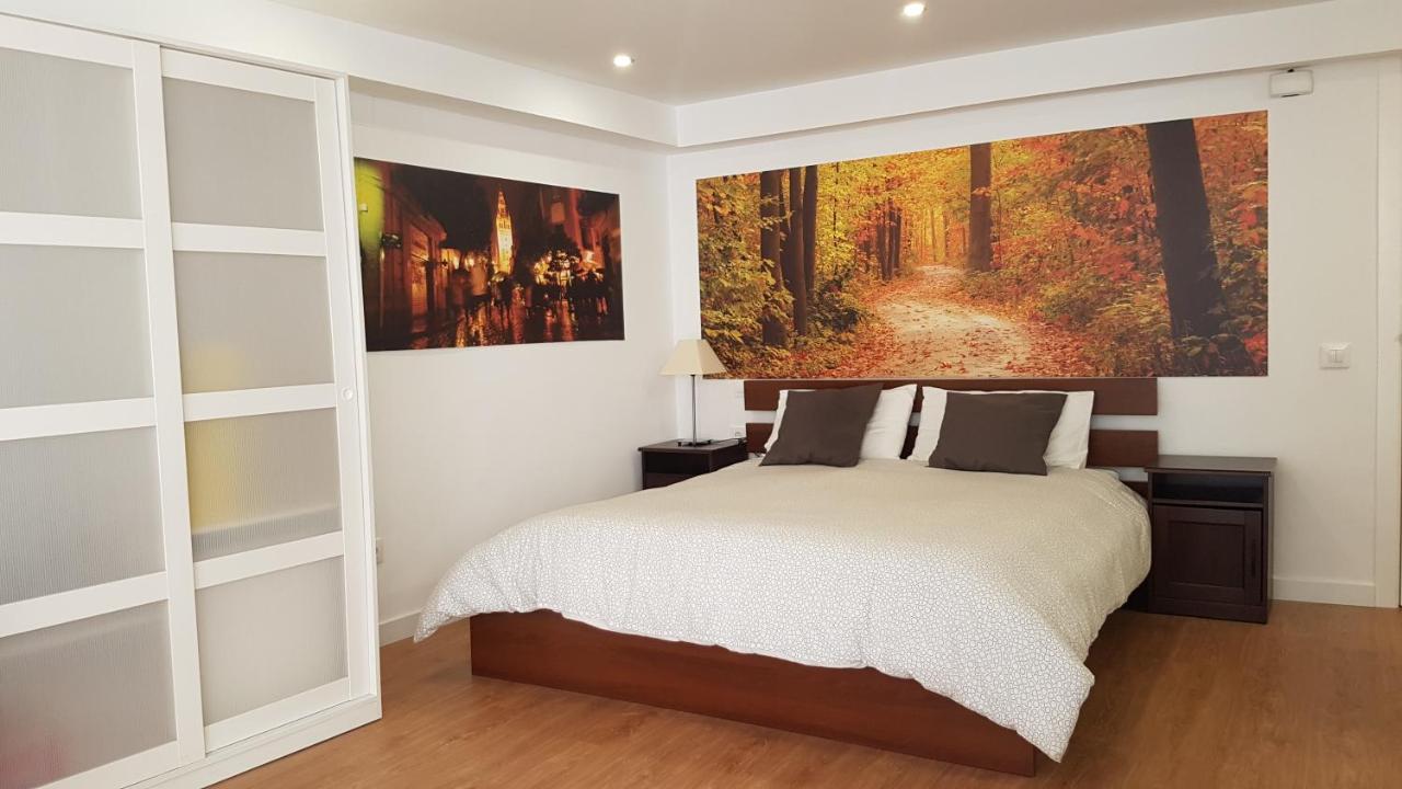 Plaza Del Salvador Apartment *