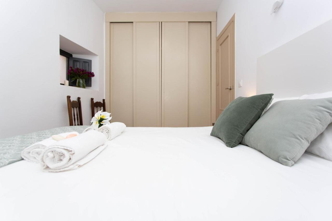 Apartment Corral Del Conde Seville