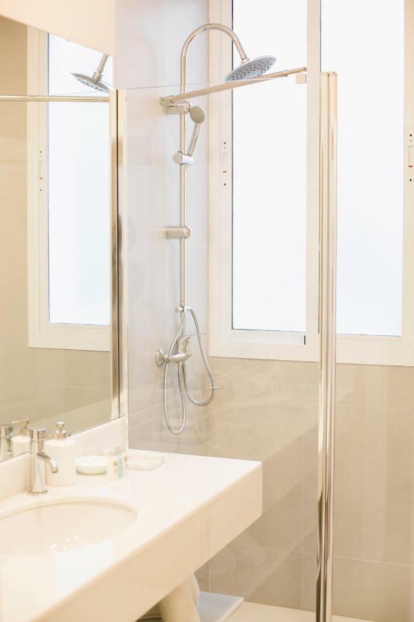 Apartment Stylish And Wide- 3bdr 3bth- Remedios