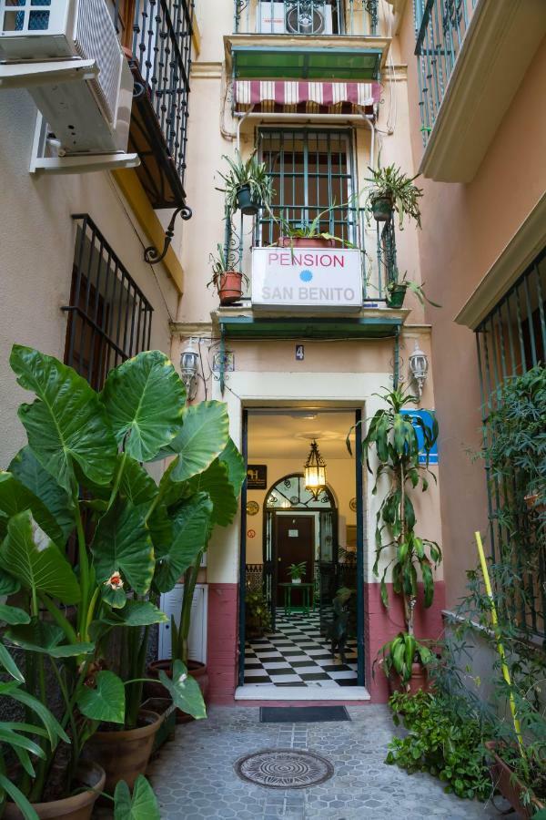 Pensión San Benito Abad *