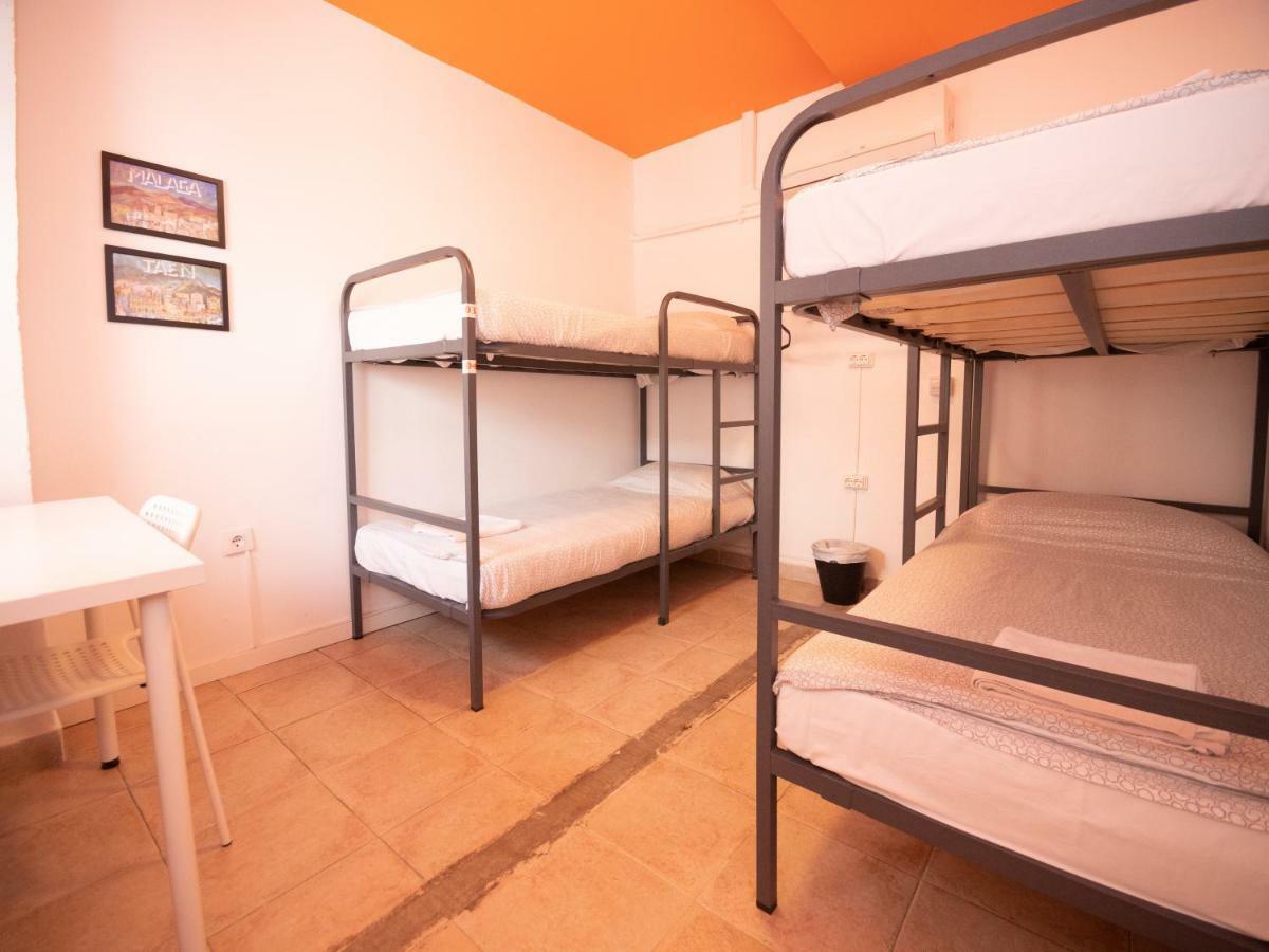 Arc House (adults Only) Hostal