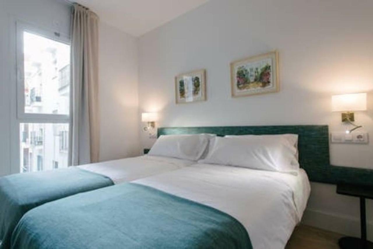Rg Plaza Del Salvador Apartment *