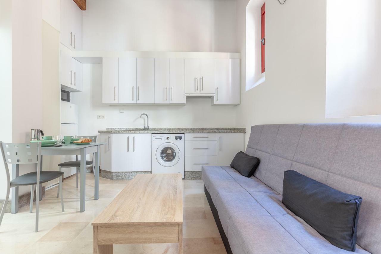 Apartamento Pasaje De Amores Der · Descanso En Casa Y Vida Cultural Y Monumentos 4 Px *