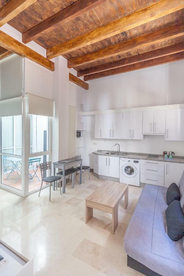 Apartamento Pasaje De Amores Der · Descanso En Casa Y Vida Cultural Y Monumentos 4 Px