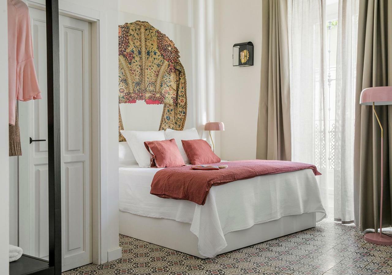 Santa Paula Pool & Luxury * Sevilla