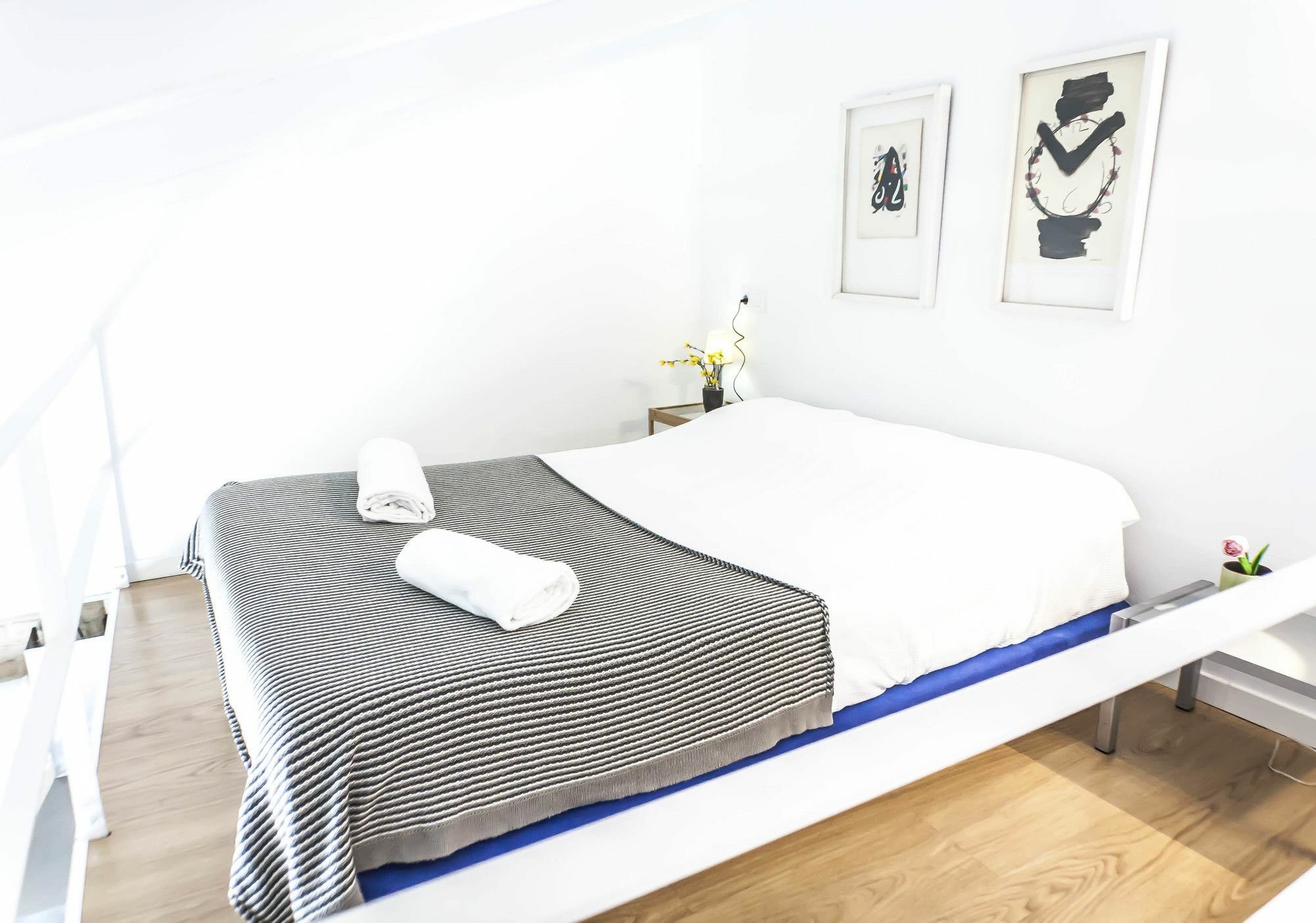 Moderno Centrico Con Terraza
