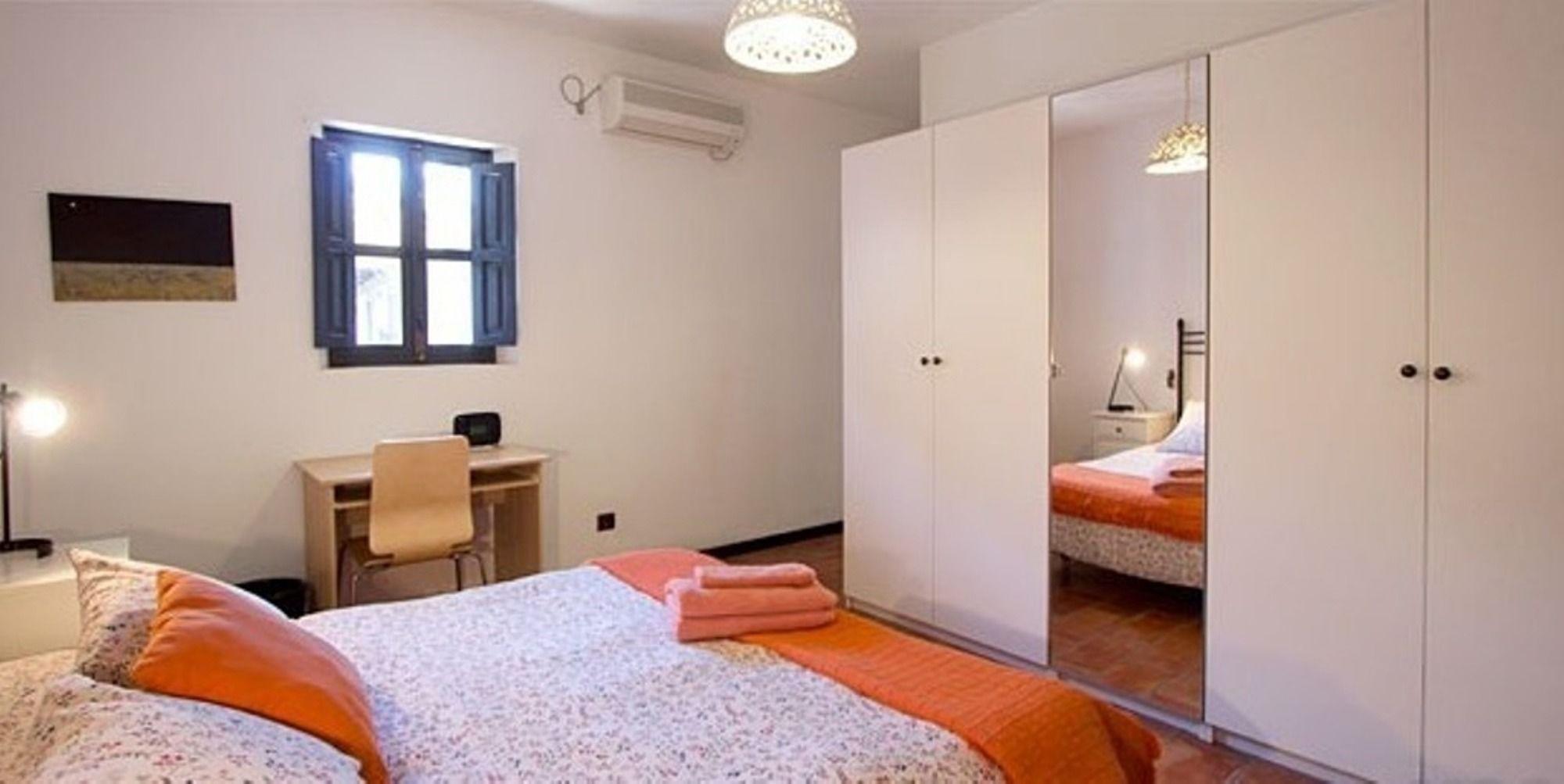 Corral Del Conde Apartment *