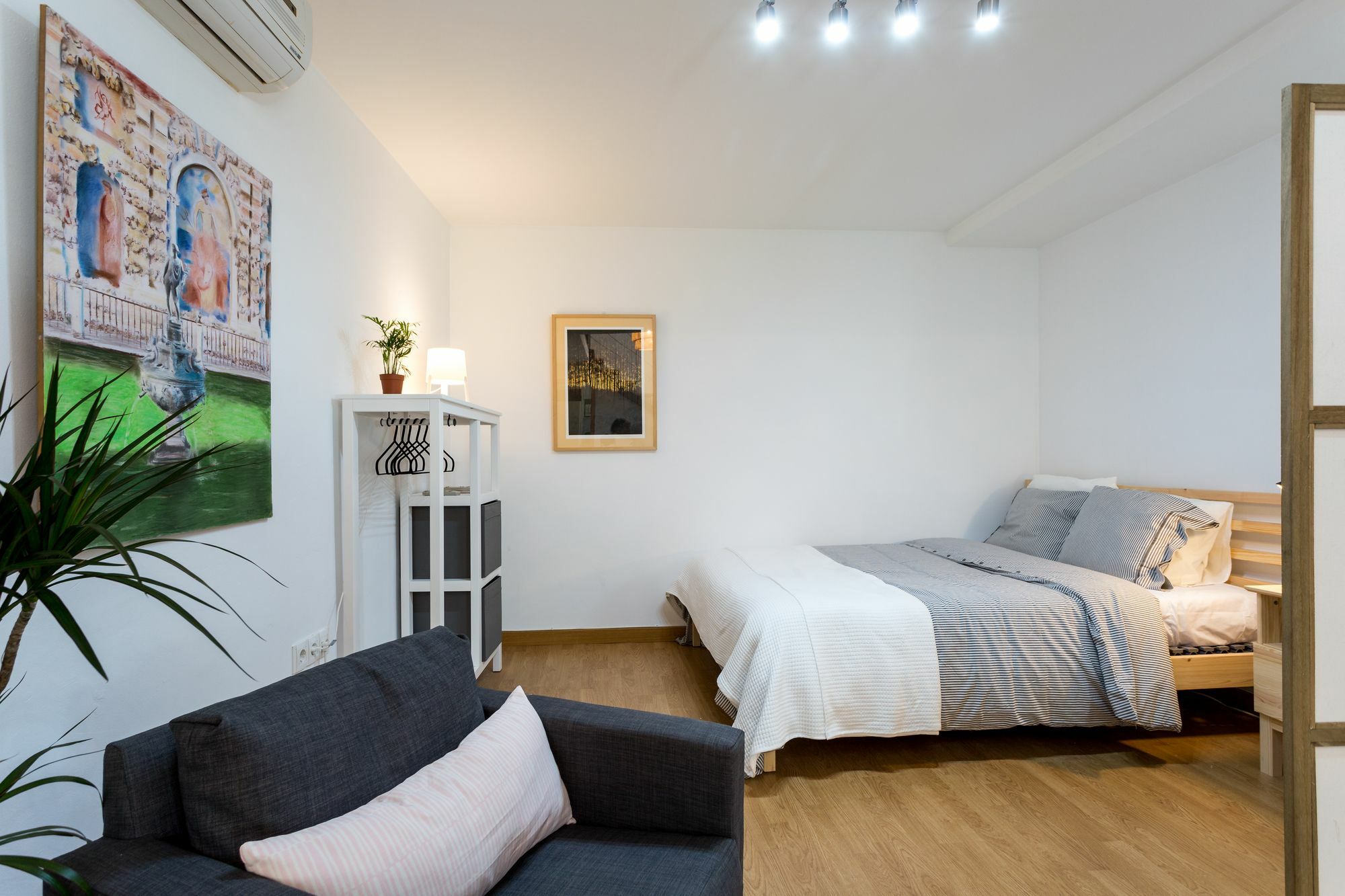 Holi-rent Loft Castellar Apartamento Sevilla