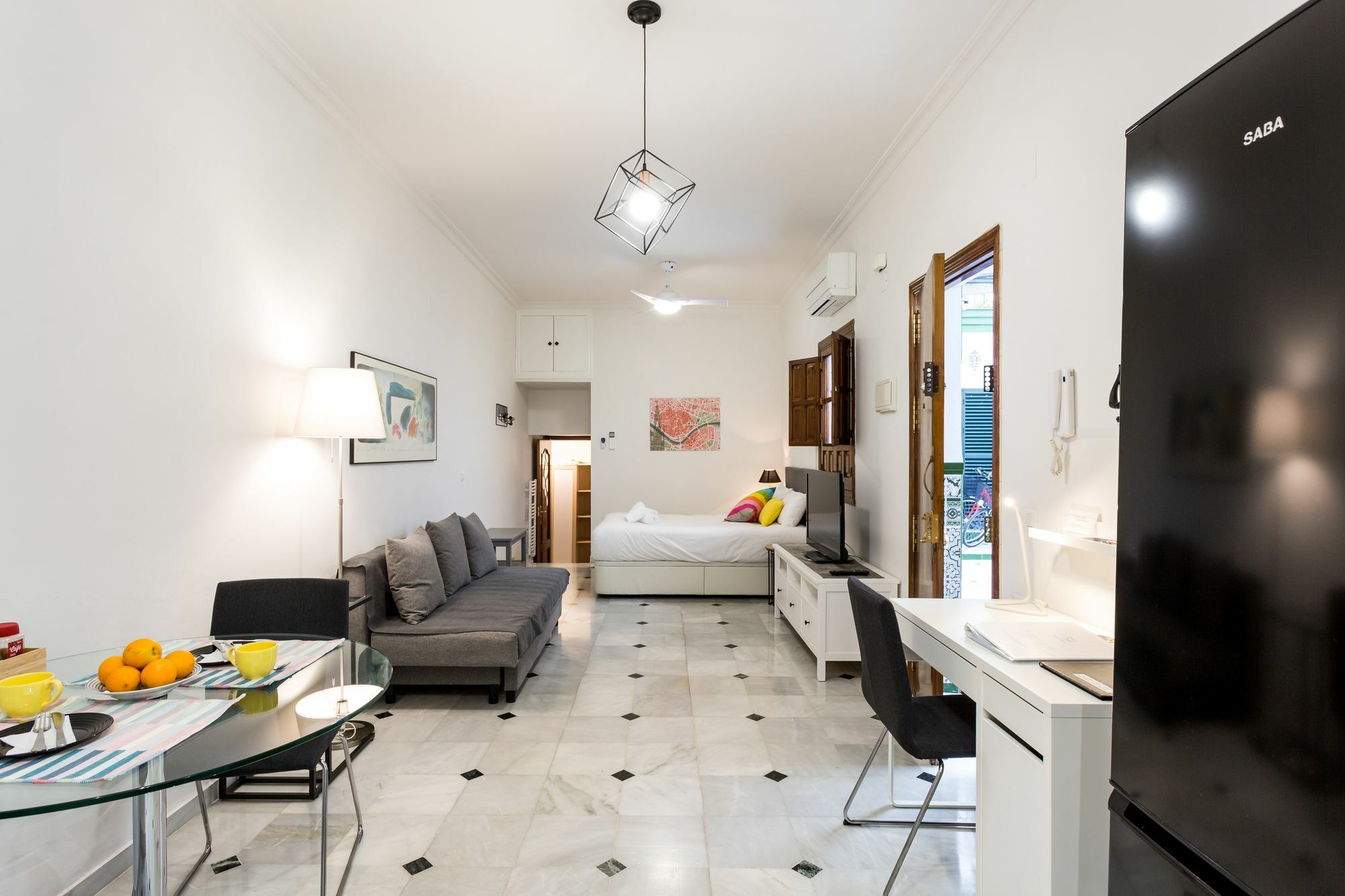 Holi-rent Estudio Banos * Sevilla
