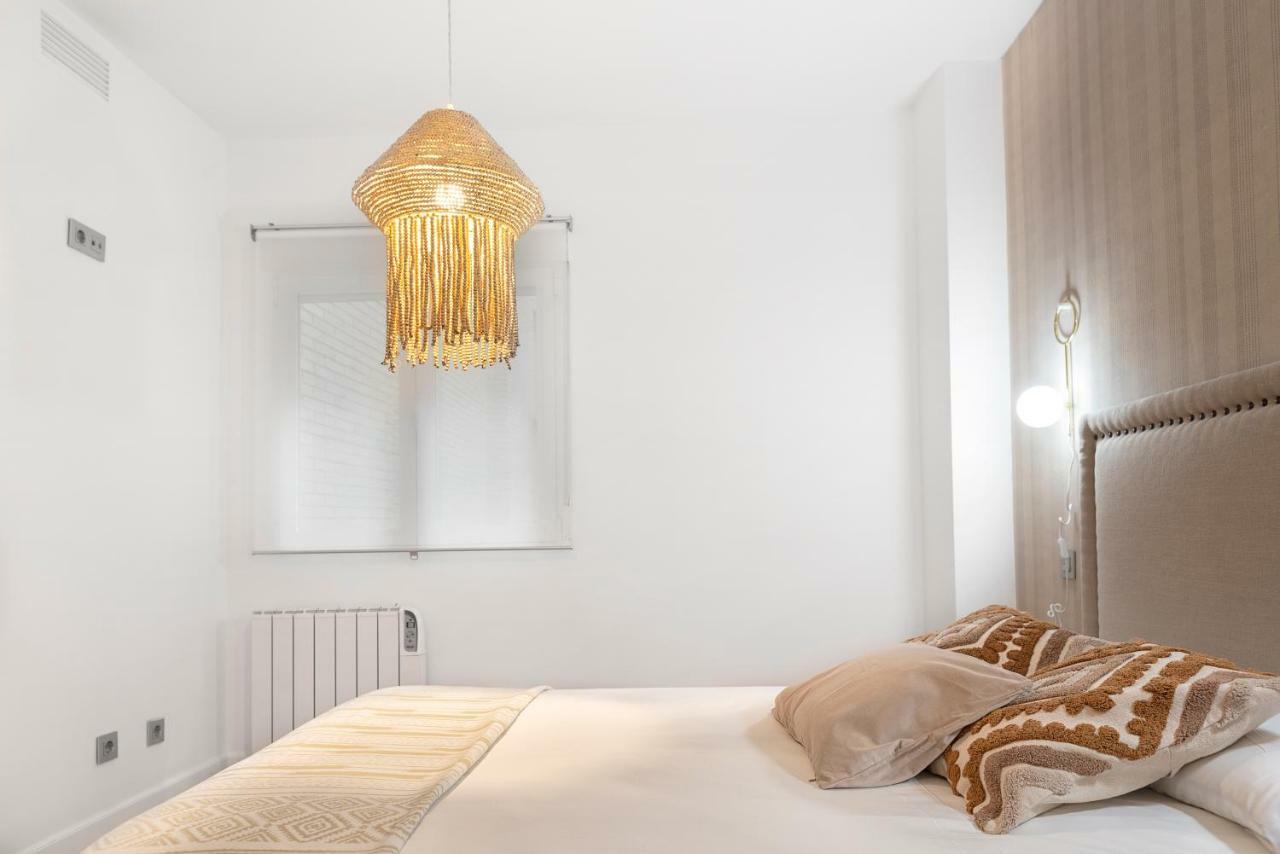 Alterhome Reina Mercedes Apartamento *