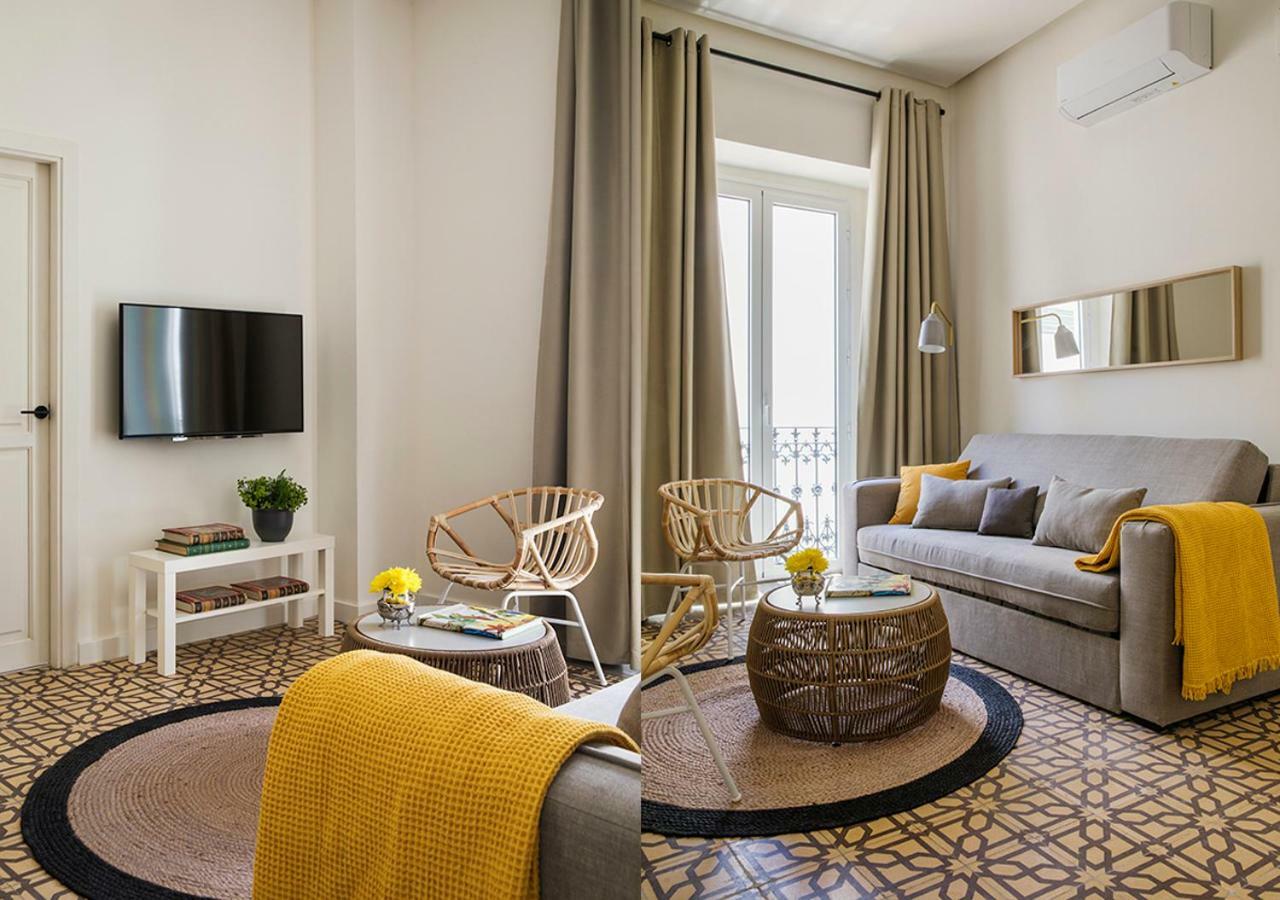 Santa Paula Pool & Luxury Sevilla