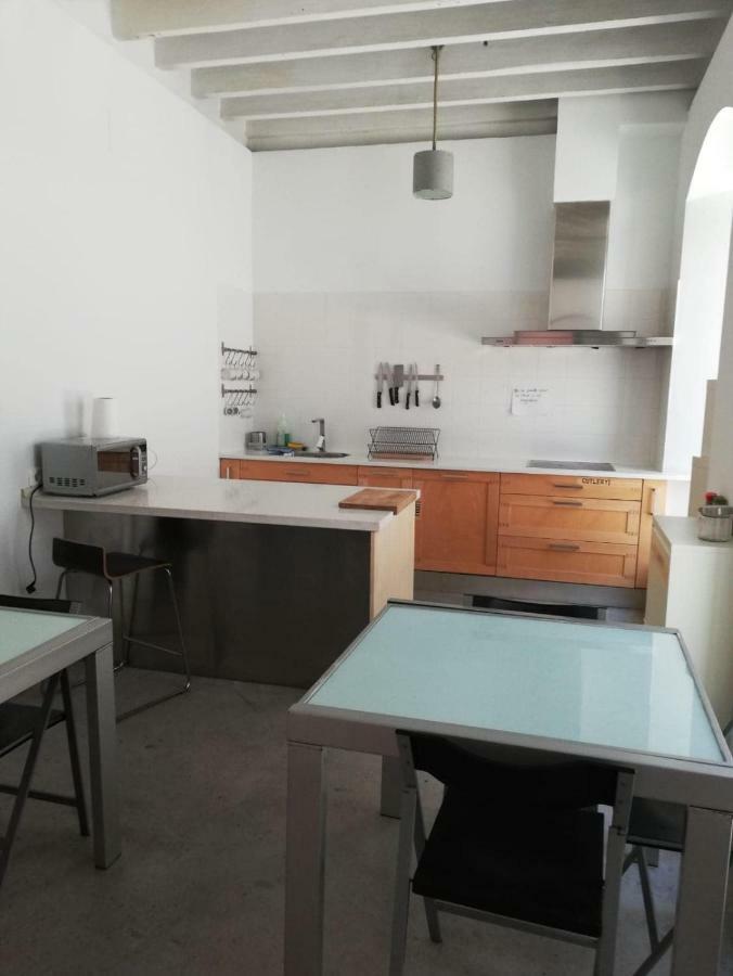 Hostal Traveller Box *