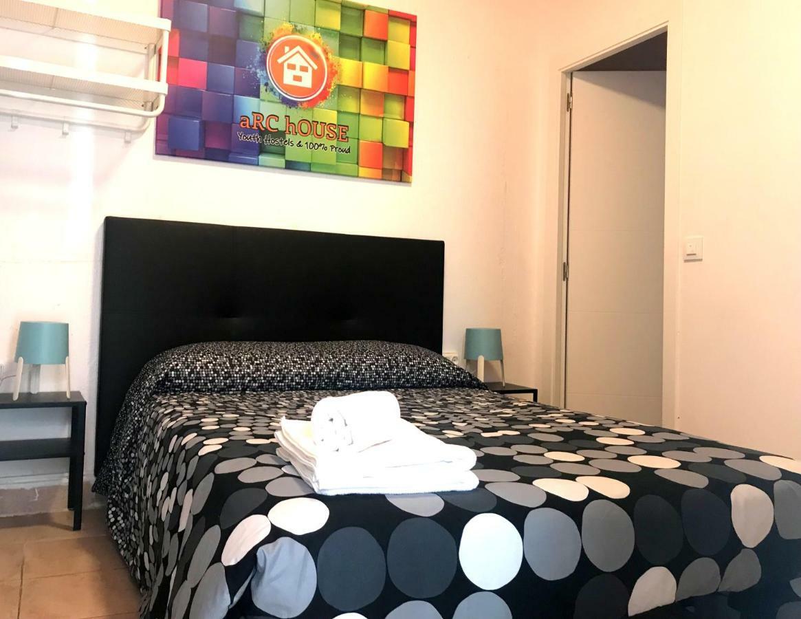 Arc House (adults Only) Hostal *