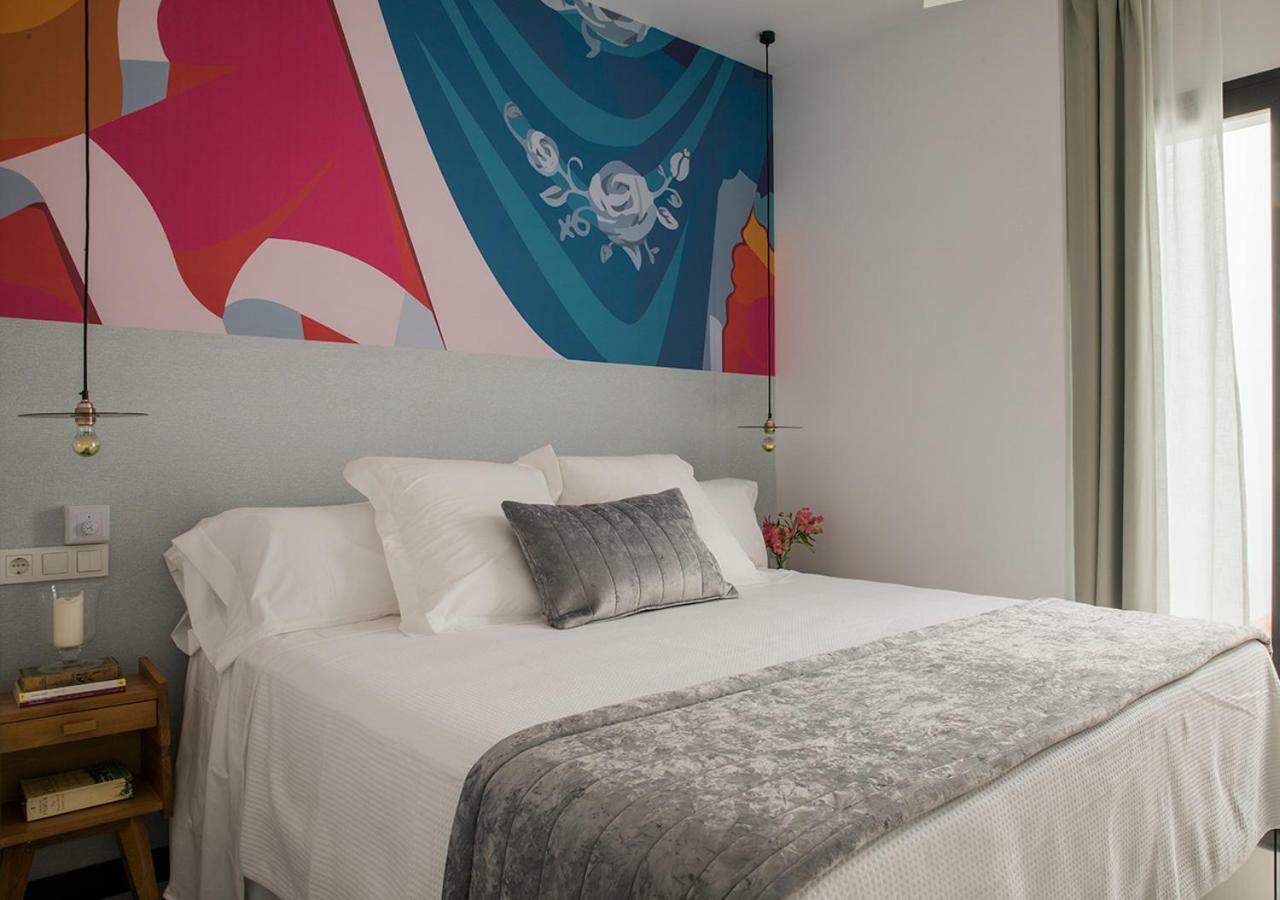 Feria Pool & Luxury Apartamento *