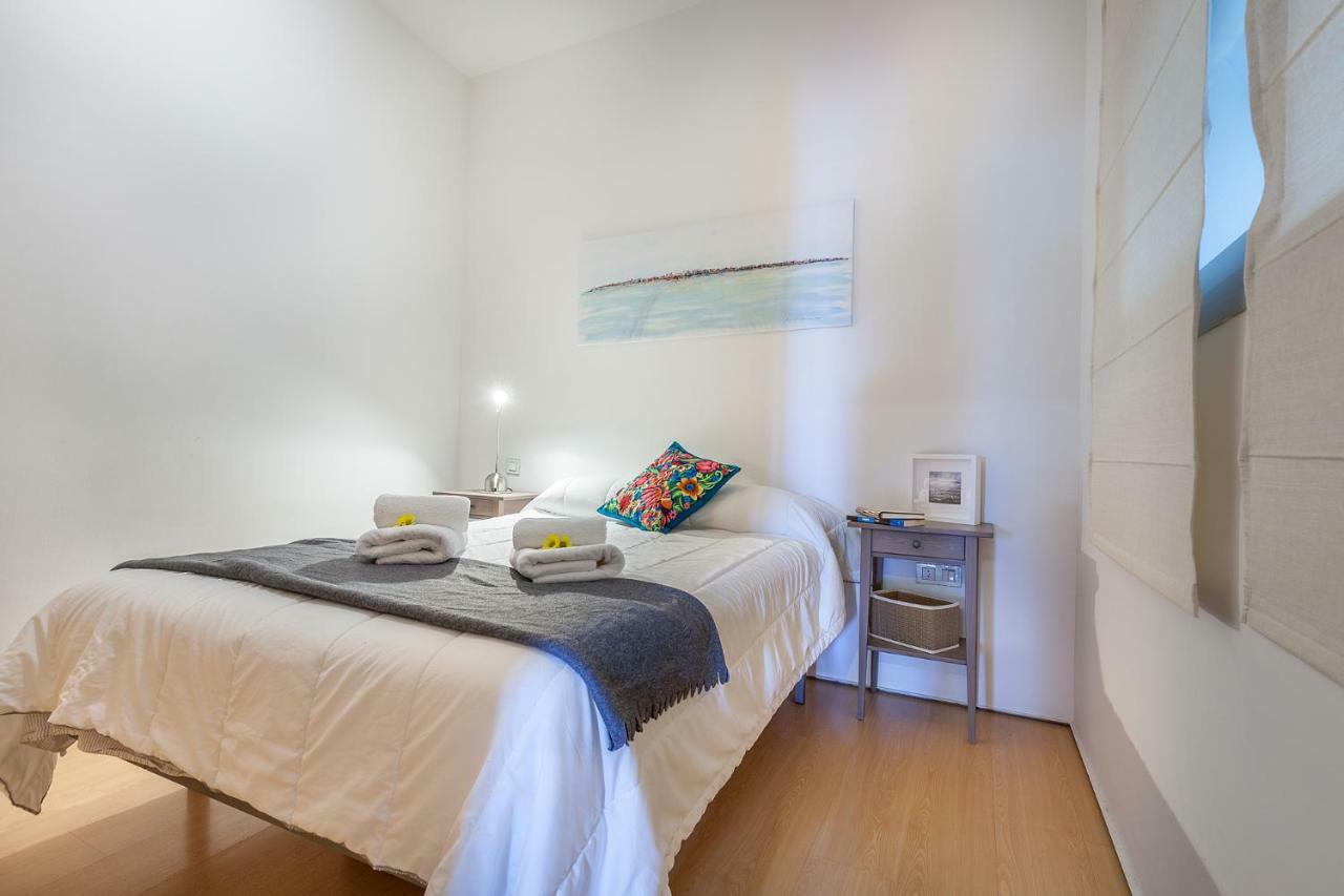 Fantastico Con Vistas Calle Betis Apartamento *