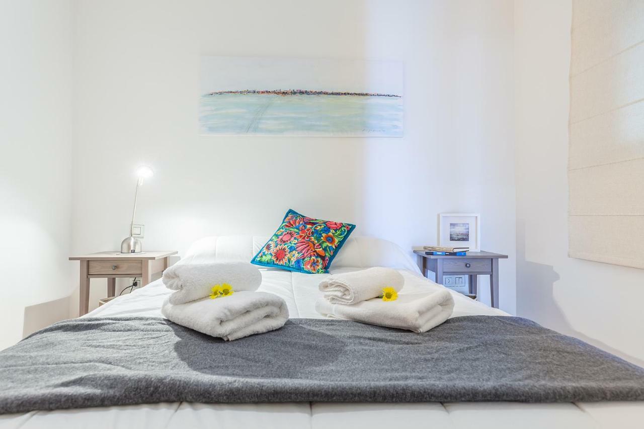 Fantastico Con Vistas Calle Betis Sevilla