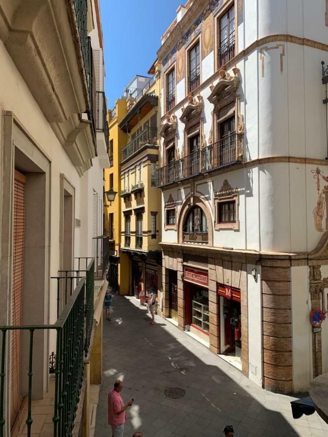 Cathedral Studio, Luxury In Cathedral Area, Parking Optional Sevilla
