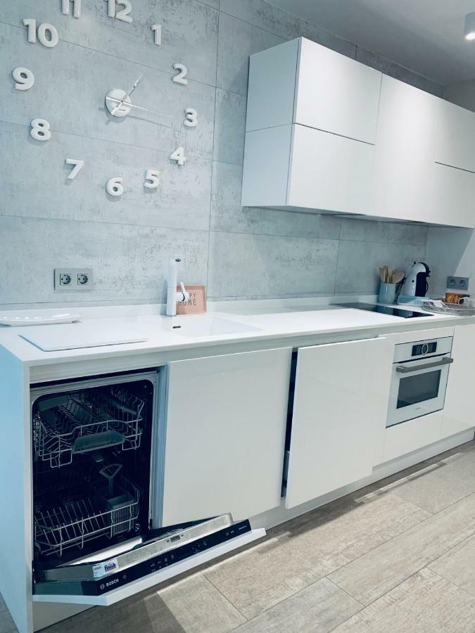 Cathedral Studio, Luxury In Cathedral Area, Parking Optional Apartamento *