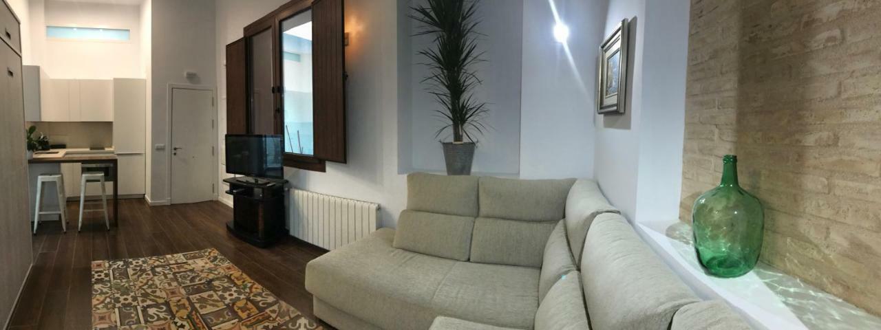 Pilatos Apartment Seville