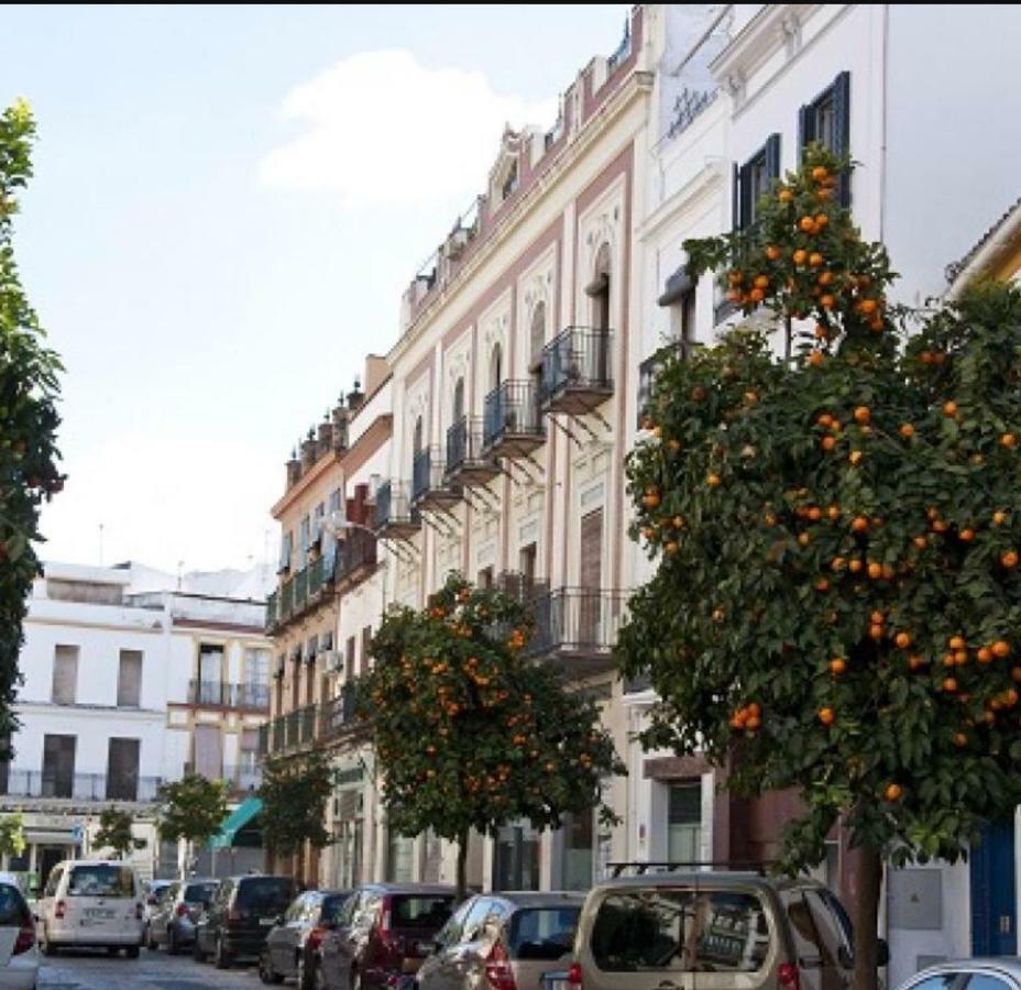 Maravilloso ático Puente De Triana Apartamento Sevilla