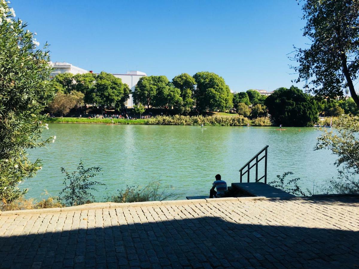 Maravilloso ático Puente De Triana Apartamento