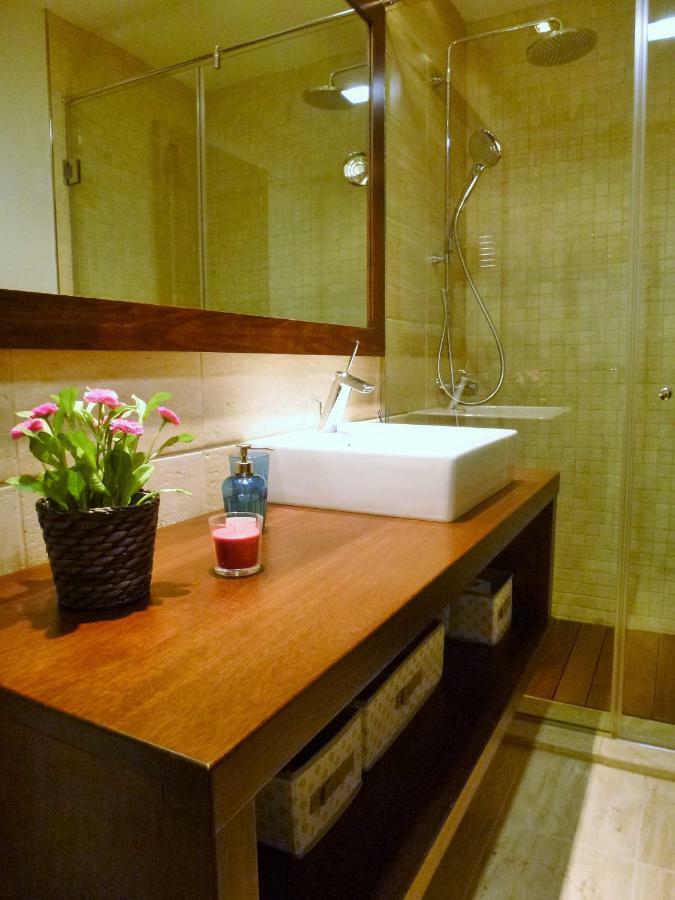 Nazareno Apartment *